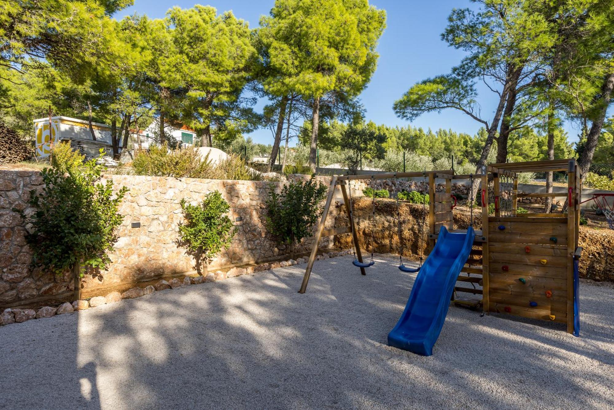 Villa Sun Garden *